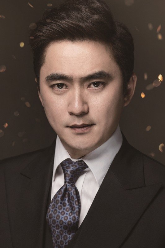 Фото  (Kim Suk-hoon)