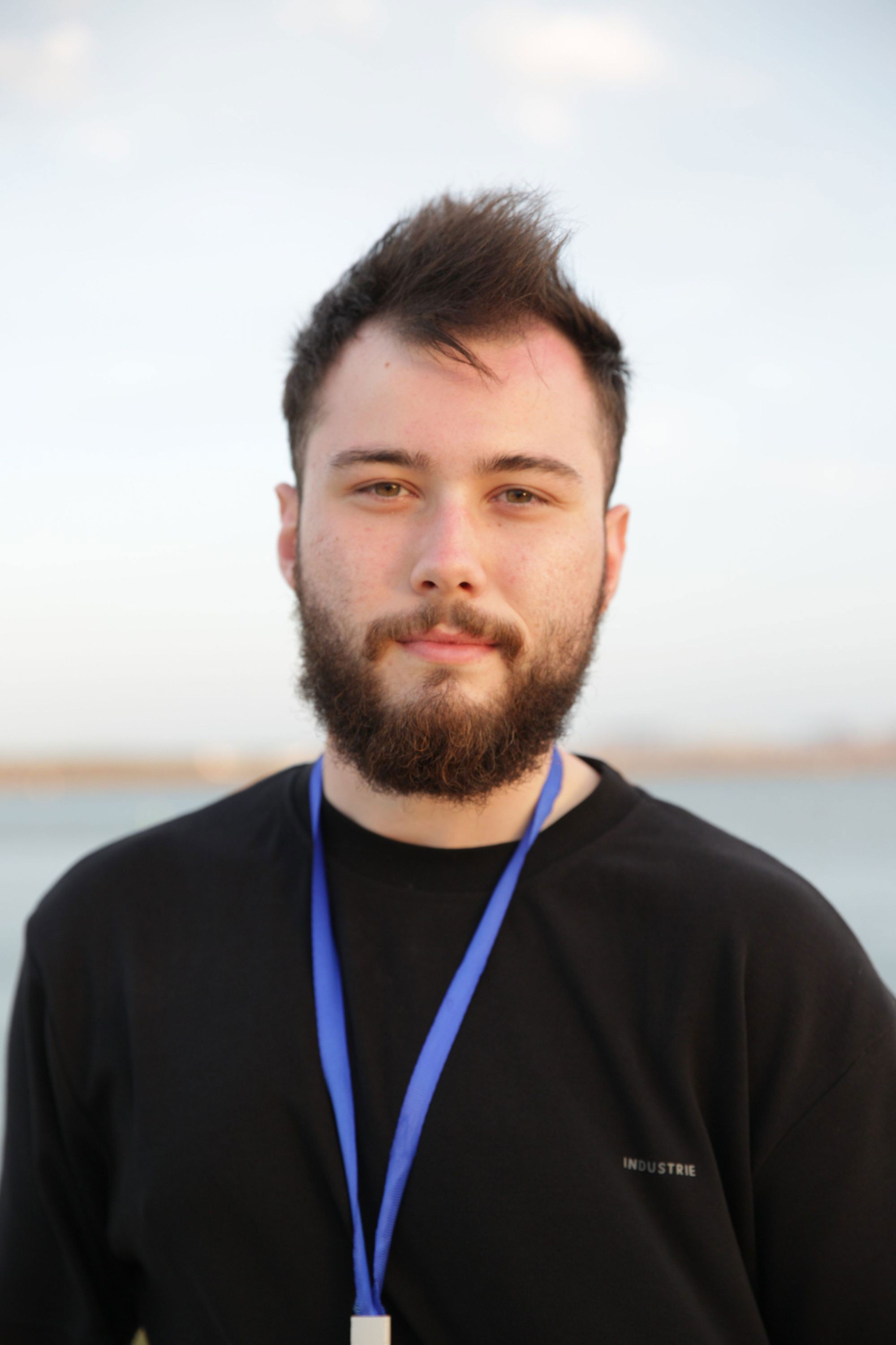 Фото  (Dylan Robertson)