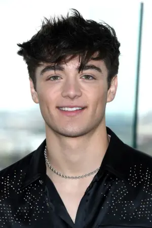 Фото Ашер Энджел (Asher Angel) #13489