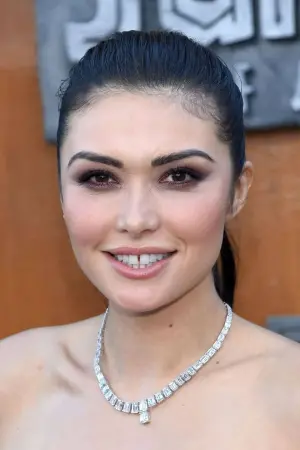 Фото Даниэлла Пинеда (Daniella Pineda) #7808