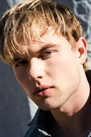 Фото Гарретт Уэринг #328005