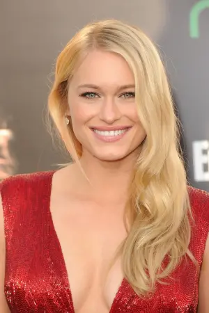 Фото Левен Рамбин (Leven Rambin) #21604