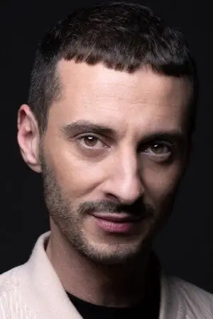 Фото Томас Джолли #378662