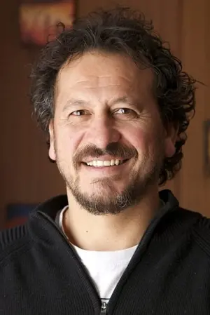 Фото Джулиан Араханга #19402