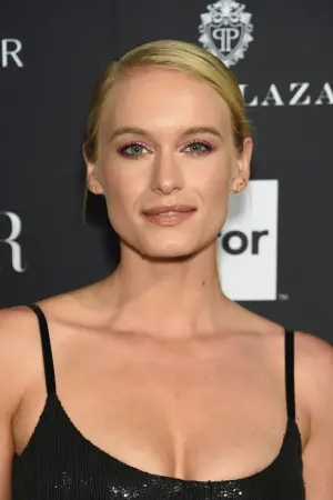 Фото Левен Рамбин (Leven Rambin) #21611