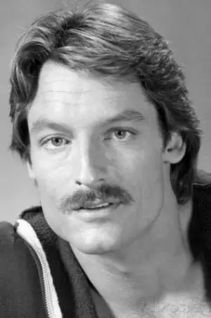 Фото Перри Кинг (Perry King) #115811