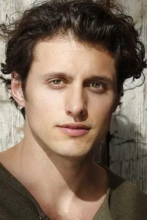 Фото  (Michael Vlamis) #239008