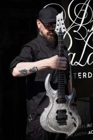 Фото Мик Томсон #301250