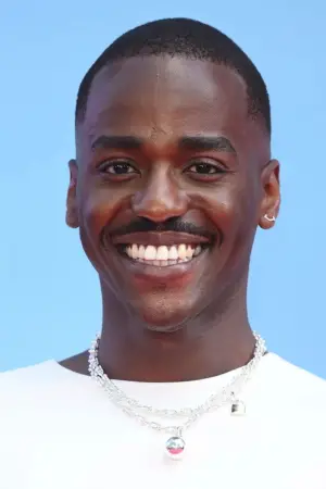 Фото Шути Гатва (Ncuti Gatwa) #327040