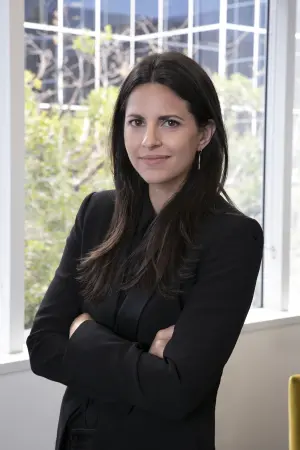 Фото Эшли Левинсон #4050