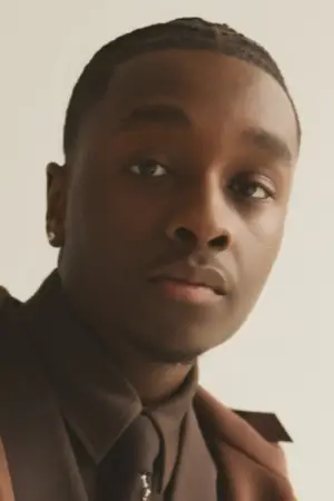 Фото Майлз Кэйтон #357810