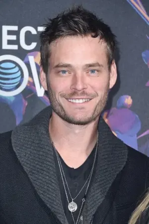 Фото Кристофер Бэкус #182935