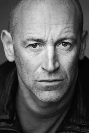 Фото Расселл Барнетт #32920