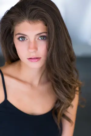 Фото Эмили Бейдер (Emily Bader) #156878