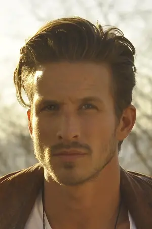 Фото  (Adam Huber) #231374