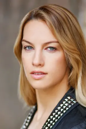 Фото Фиби Робинсон-Гэлвин #13038