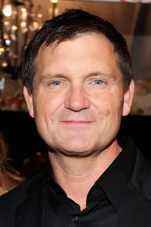 Фото Кевин Уильямсон #17437