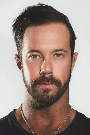 Фото Нейтан Бэйтс #282034