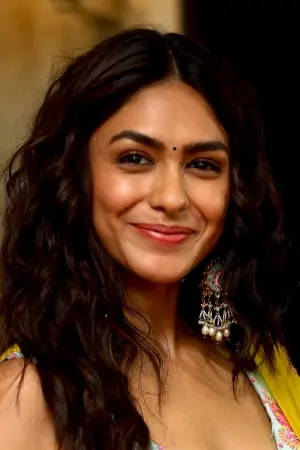 Фото Мрунал Такур (Mrunal Thakur) #254107