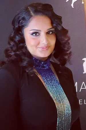 Фото Саназ Миссагьян #70293