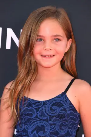 Фото Райан Кира Армстронг #15095