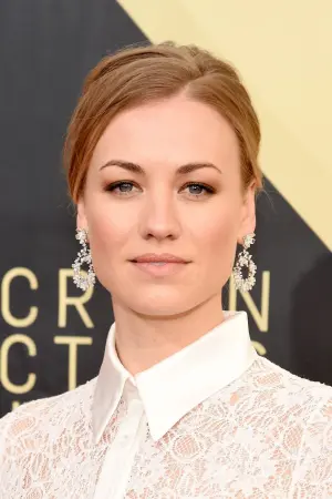 Фото Ивонн Страховски (Yvonne Strahovski) #15067