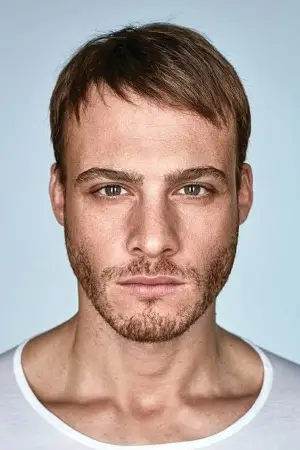 Фото Керем Бюрсин (Kerem Bürsin) #342911