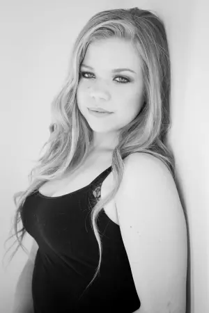 Фото Вивьен Эндикотт Дуглас #76498