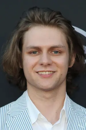 Фото Тай Симпкинс (Ty Simpkins) #66881