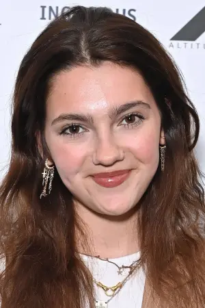 Фото Эмили Кэри #35726