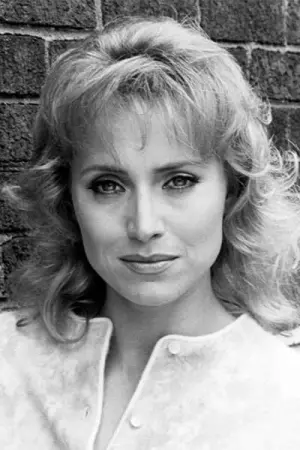 Фото Дарланн Флюгель (Darlanne Fluegel) #49386