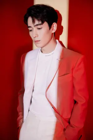 Фото Чжу Илун (Zhu Yilong) #90652