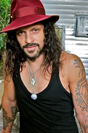 Фото  (Jonathan Peacy) #117151