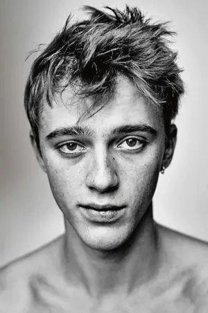 Фото Бенджамин Вуазен (Benjamin Voisin) #108509