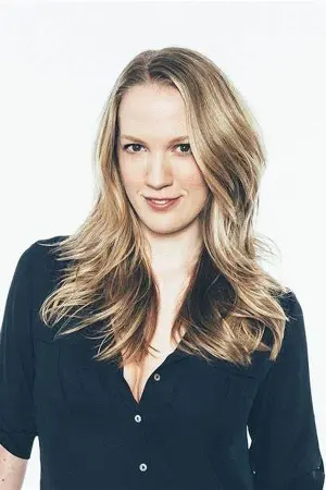 Фото Эмили Кармайкл #7853