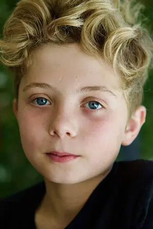 Фото Роман Гриффин Дэвис #127082