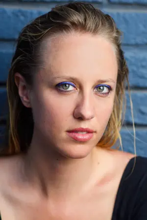 Фото Бе́тси Холт #45792