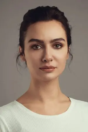 Фото Бирдже Акалай (Birce Akalay) #131299