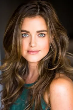 Фото Эшли Ньюбро #134991