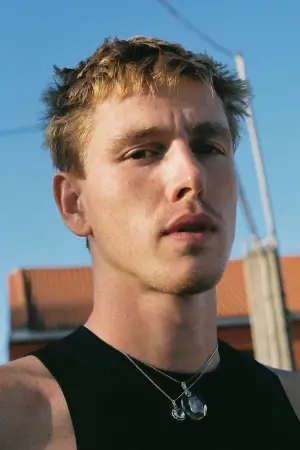 Фото Гаррис Дикинсон (Harris Dickinson) #327949