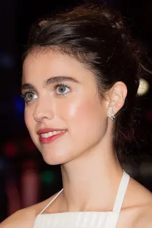 Фото Маргарет Куолли (Margaret Qualley) #32044
