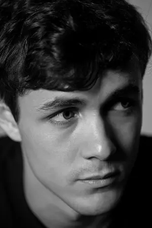 Фото Джона Хауэр-Кинг (Jonah Hauer-King) #8346