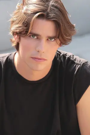 Фото Патрик Льюис #4683