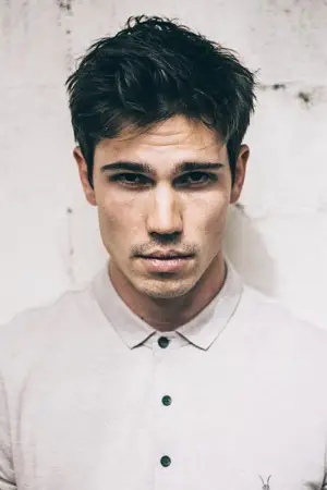 Фото  (Tanner Novlan) #385947