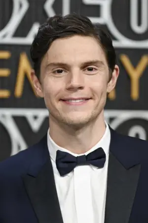 Фото Эван Питерс (Evan Peters) #326459