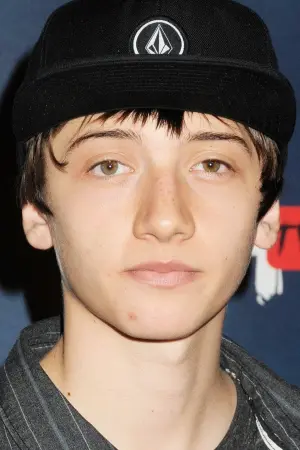 Фото Кейд Кэнон Бал #316069