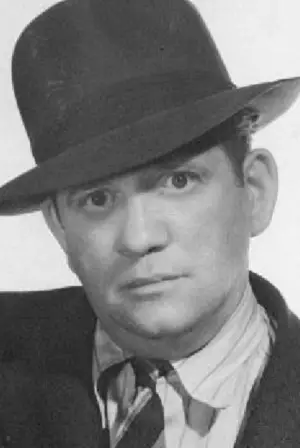 Фото  (Sam Newfield) #322677