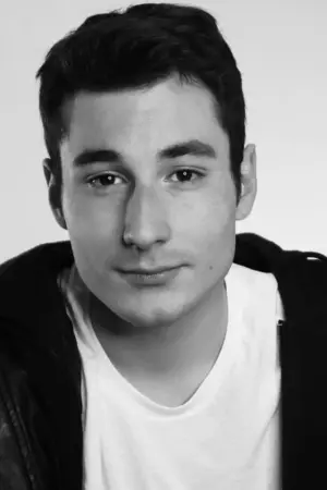 Фото Джоуи Амброзини #301151