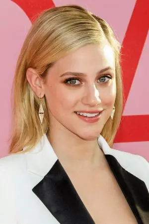 Фото Лили Рейнхарт (Lili Reinhart) #74104
