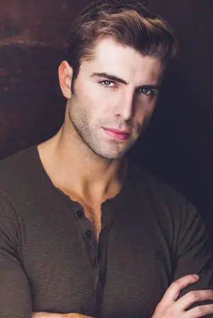 Фото Майлз Клоэсси #241787